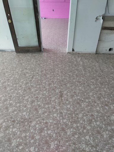 More Photos Of 245 Main St, Kingstree Department Store For Sale