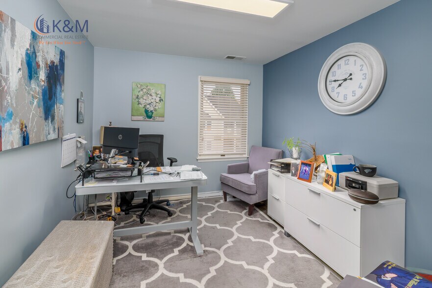 More Photos Of 10520 Warwick Ave, Fairfax Medical For Sale