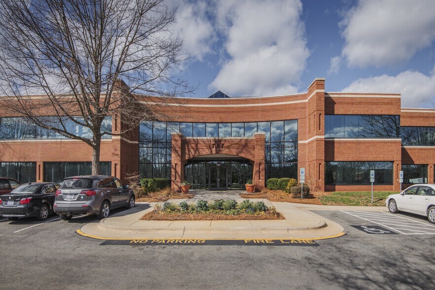 More Photos Of 1130 Situs Ct, Raleigh Office For Lease