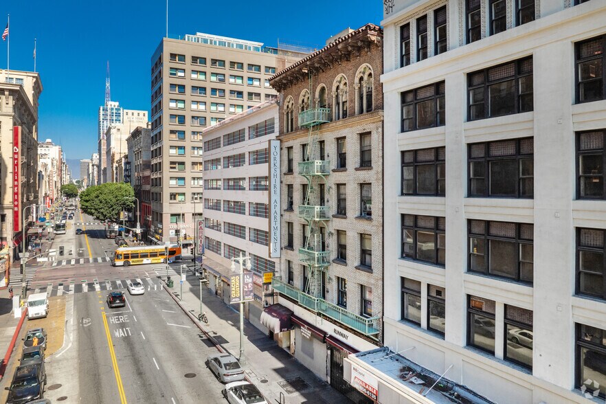 More Photos Of 710 S Broadway, Los Angeles Apartments For Lease