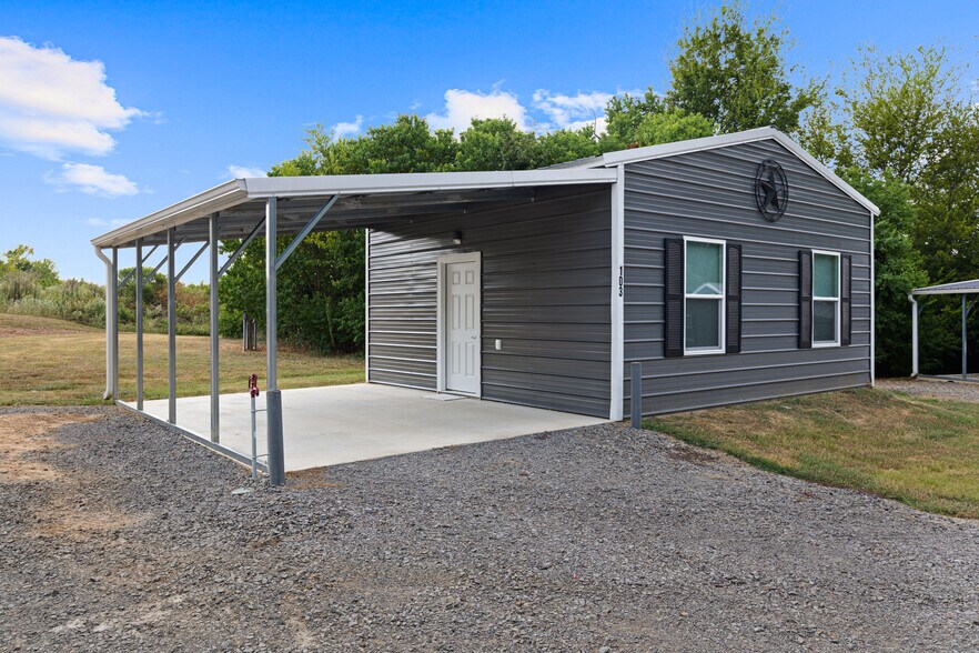 More Photos Of 6076 FM 1650, Gilmer Multifamily For Sale