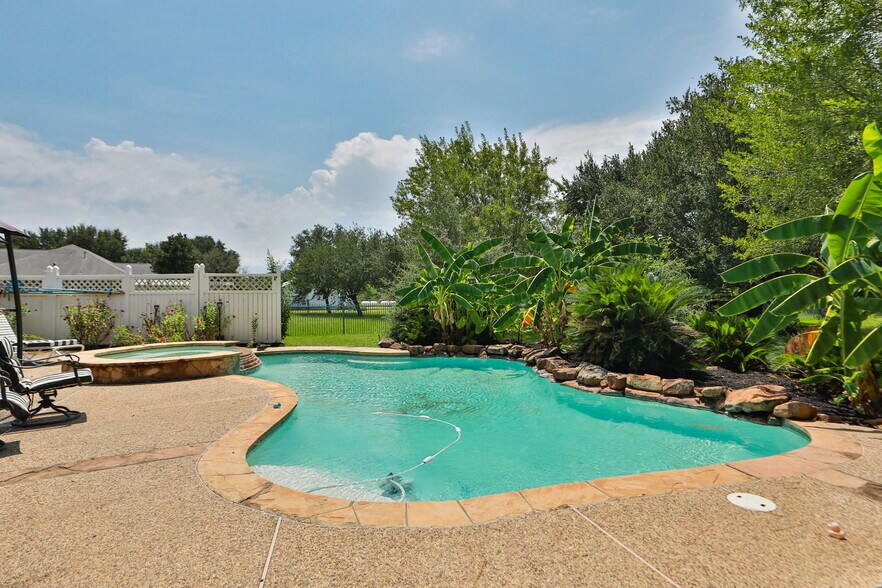 More Photos Of 21719 Mueschke Rd, Tomball Land For Sale