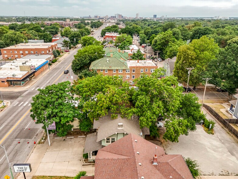 More Photos Of 2808 E Douglas Ave, Wichita Storefront Retail Office For Sale