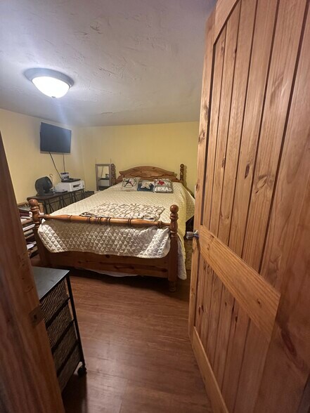 More Photos Of 18 S Alvin Ailey St, Rogers Freestanding For Sale