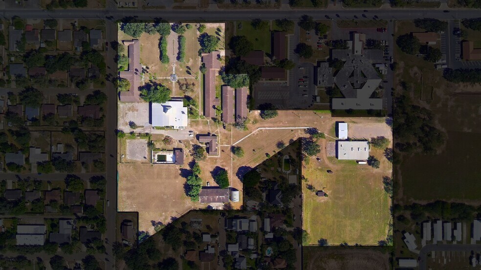 More Photos Of 1214 S Bridge Ave, Weslaco Schools For Sale