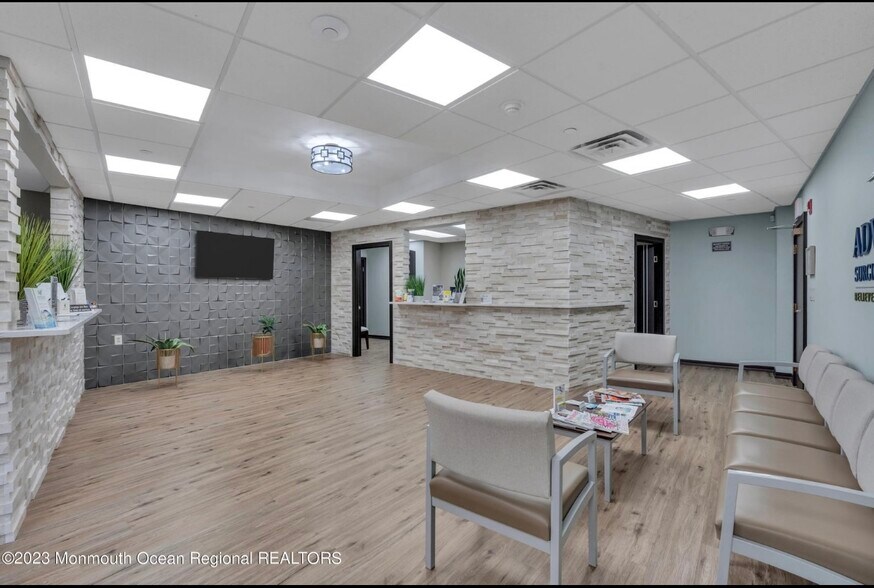 More Photos Of 222 Schanck Rd, Freehold Medical For Lease