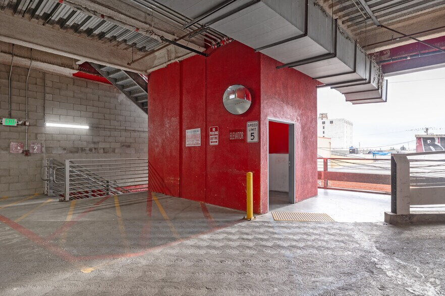 More Photos Of 1200 S Wall St, Los Angeles Loft Creative Space For Lease