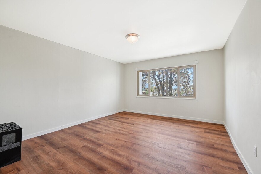 More Photos Of 609 6th Ave, Salt Lake City Apartments For Sale