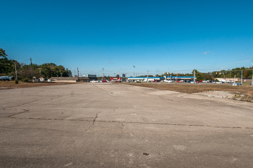 More Photos Of 1900 Highway 46 S, Dickson Land For Sale