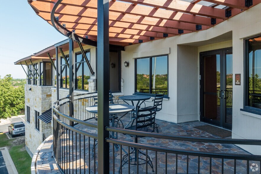 More Photos Of 2802 Flintrock Trce, Austin Coworking Space