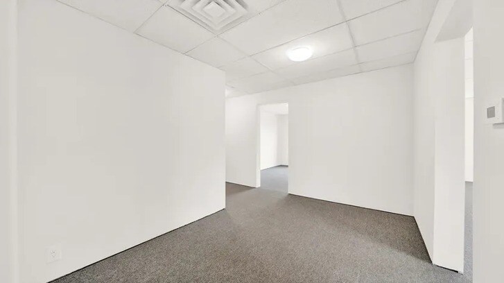 More Photos Of 3534-3536 W 26th St, Chicago Storefront Retail Office For Lease