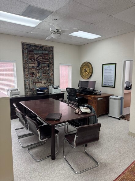 More Photos Of 6736-6744 Old Mclean Village Dr, McLean Office For Lease