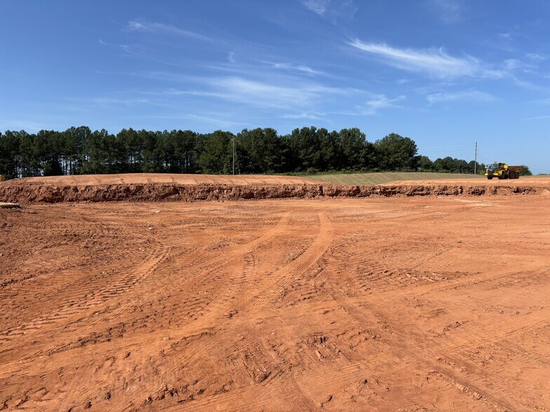 More Photos Of 607 Smith Cemetery Rd, Winder Warehouse For Lease