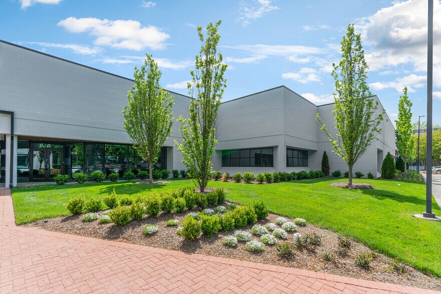 More Photos Of 4016-4025 Stirrup Creek Dr, Durham Unknown For Lease