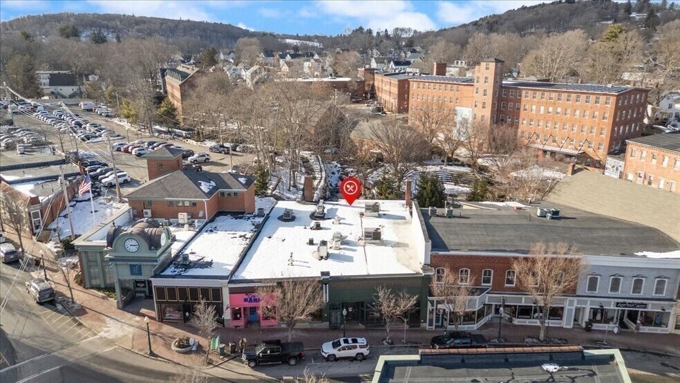 More Photos Of 35 Main St, Amesbury Storefront Retail Office For Sale