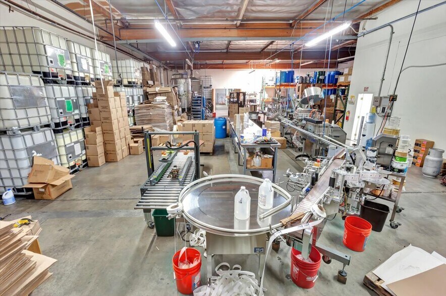 More Photos Of 1061 S Melrose St, Placentia Warehouse For Sale