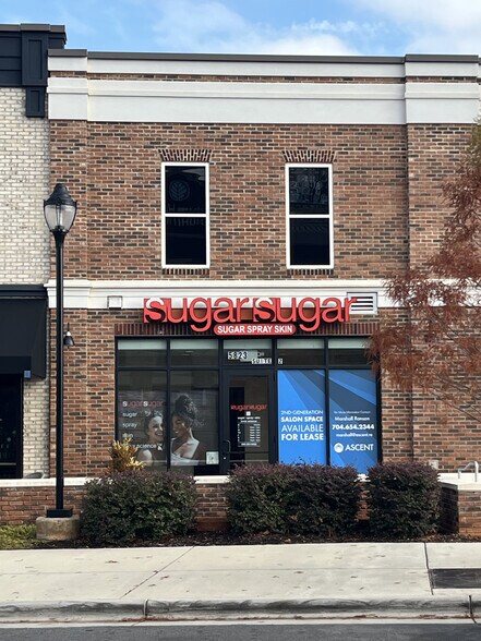 More Photos Of 5823 Prosperity Crossing, Charlotte General Retail For Lease