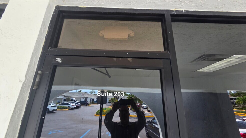 More Photos Of 7100 W Commercial Blvd, Lauderhill Unknown For Lease