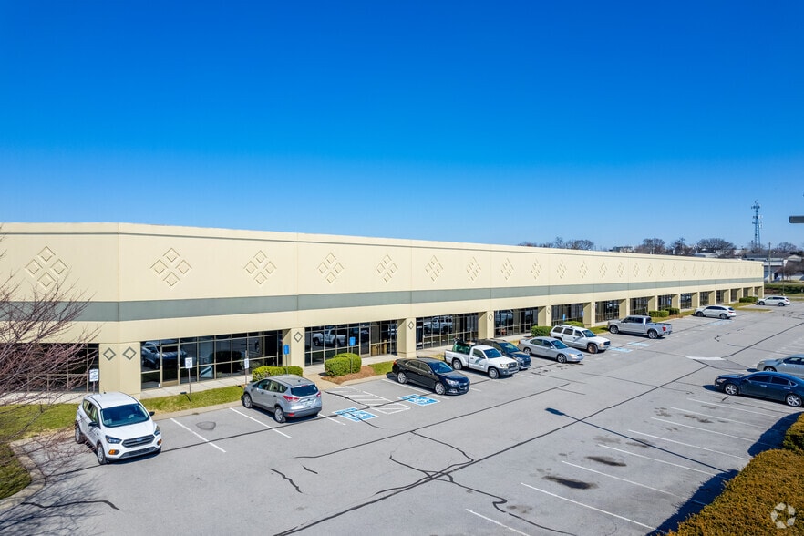 More Photos Of 688-712 Melrose Ave, Nashville Flex For Lease