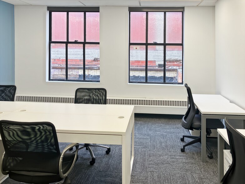 More Photos Of 155 E Market St, Indianapolis Coworking Space