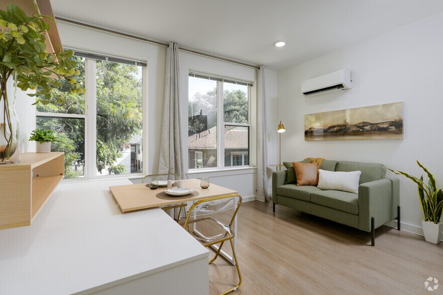 More Photos Of 312 W Terrell Ave, Fort Worth Apartments For Sale