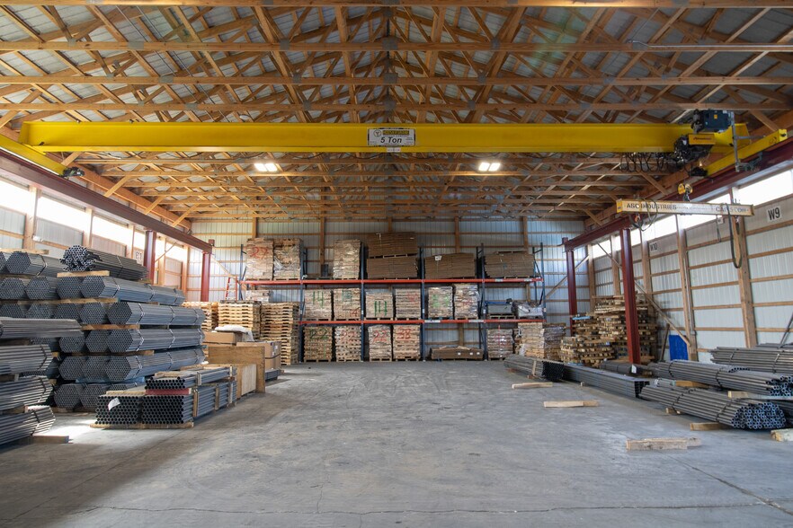 More Photos Of 1303 W Chestnut St, Union City Warehouse For Lease