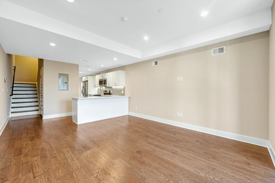 More Photos Of 1250 N 25th St, Philadelphia Apartments For Sale