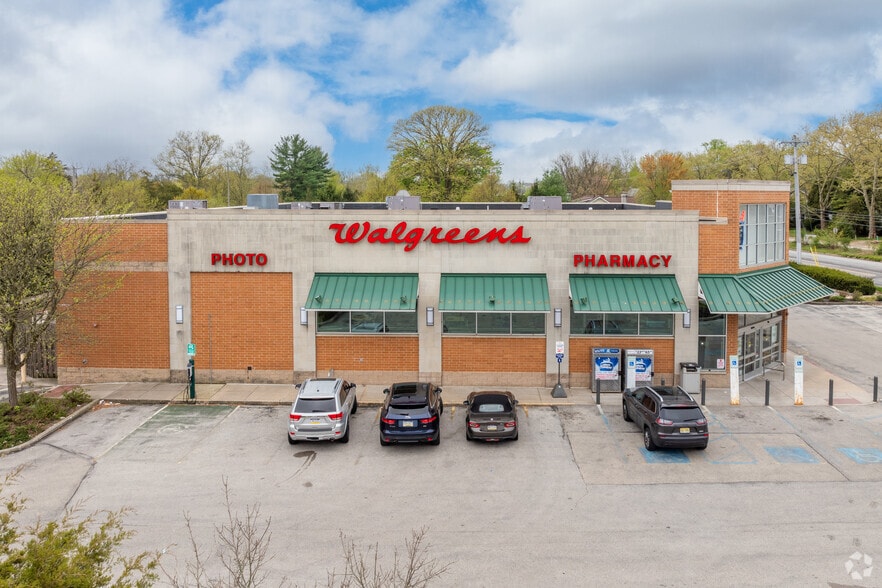 More Photos Of 3300 DeKalb Pike, East Norriton Township Drugstore For Lease