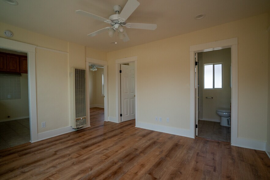 More Photos Of 1111 Pine Ave, Long Beach Apartments For Sale