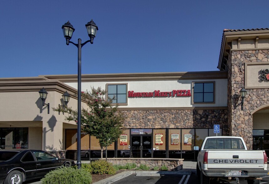 More Photos Of 765 S Hwy, Lincoln Unknown For Lease