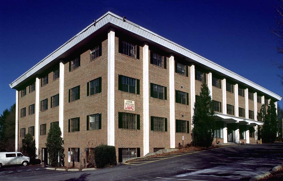 More Photos Of 600 N Jackson St, Media Office Residential For Lease