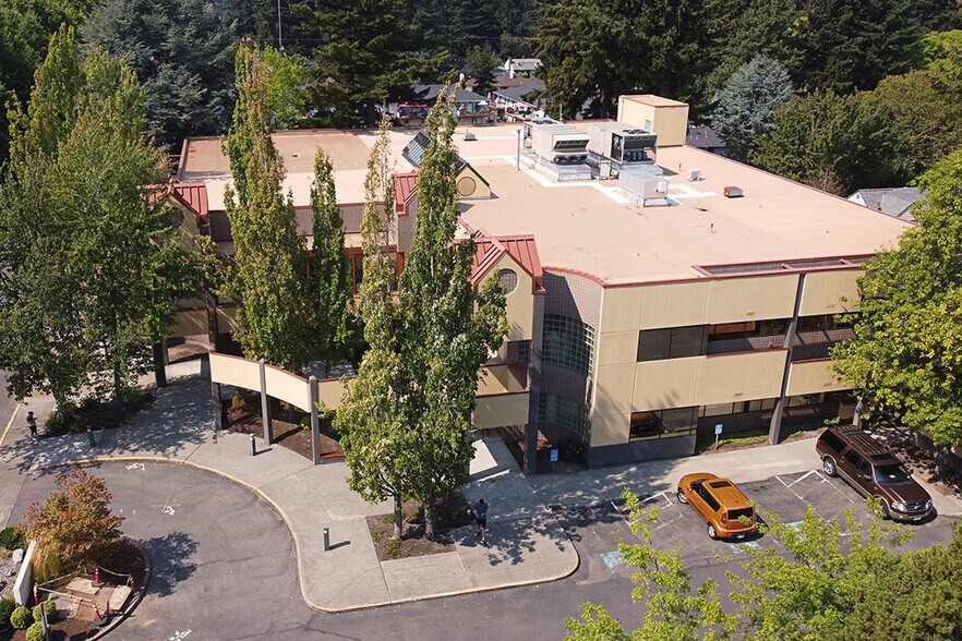 Primary Photo Of 10373 NE Hancock St, Portland Medical For Sale