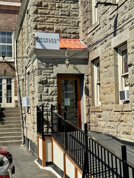 More Photos Of 221 E Martin Luther King Jr Blvd, Yakima Religious Facility For Sale