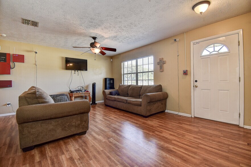 More Photos Of 11425 Sun Rd, Dade City Healthcare For Sale