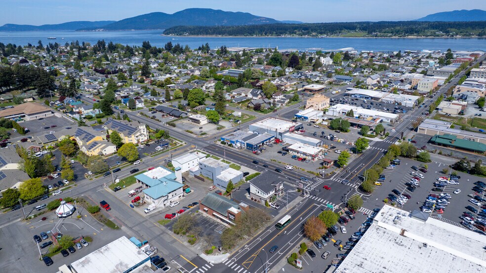 More Photos Of 1202 Commercial Ave, Anacortes Office For Sale