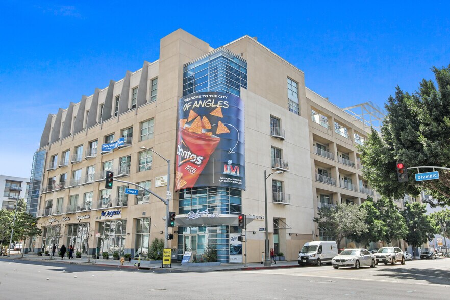 More Photos Of 1000 S Hope St, Los Angeles Apartments For Lease