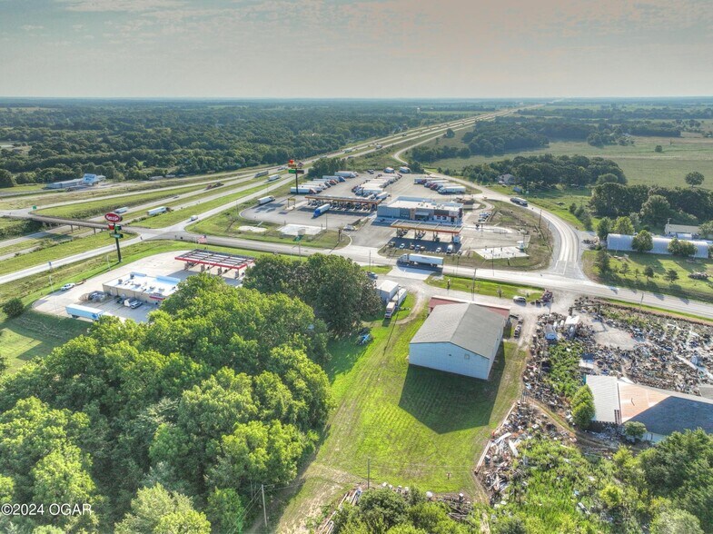More Photos Of 2583 High St, Sarcoxie Warehouse For Sale