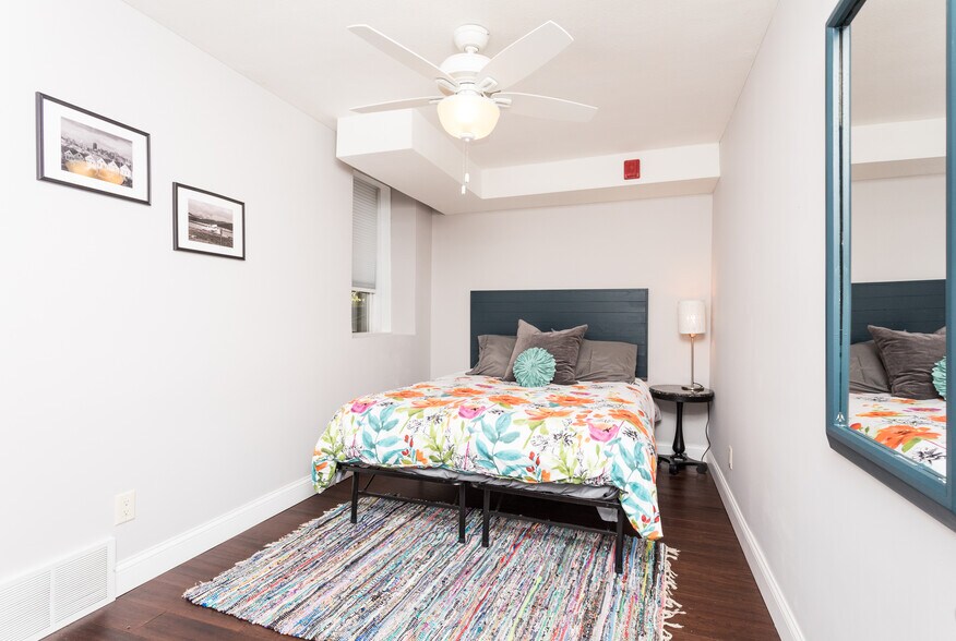 More Photos Of 2409 S Lyndale Ave, Minneapolis Multifamily For Sale