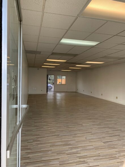 More Photos Of 2363 Pruneridge Ave, Santa Clara Storefront Retail Office For Lease