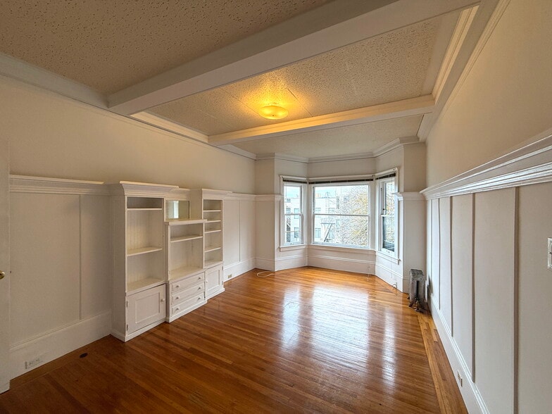 More Photos Of 1650 Clay St, San Francisco Apartments For Sale