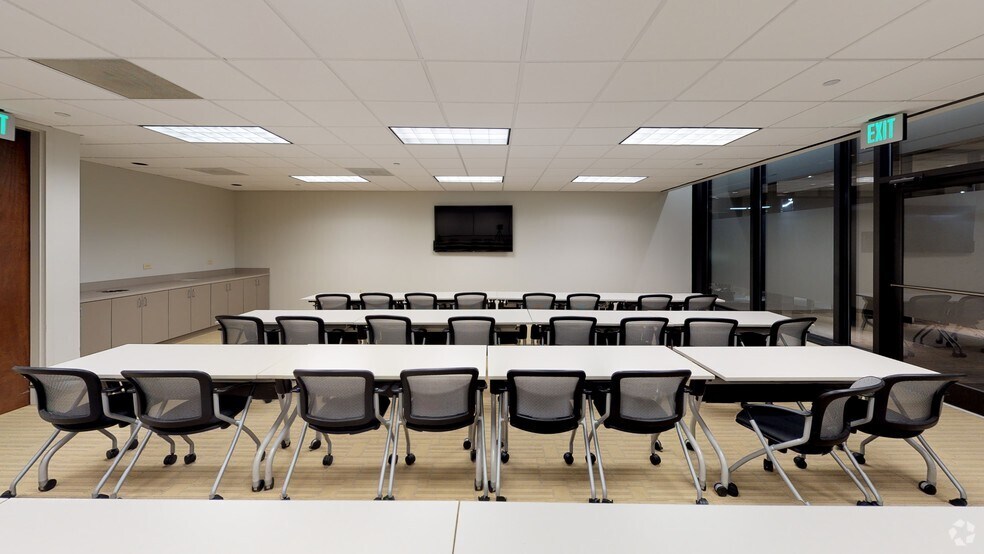 More Photos Of 1455 Lincoln Pkwy E, Atlanta Office For Lease