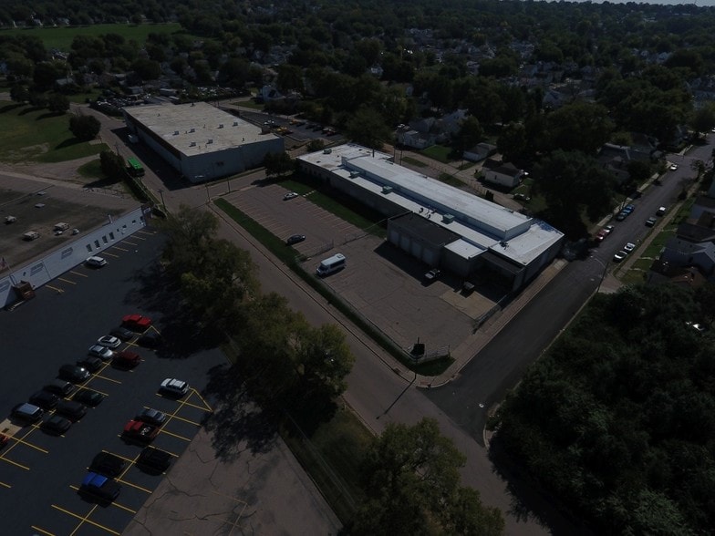 More Photos Of 131 N Hedges St, Dayton Warehouse For Sale