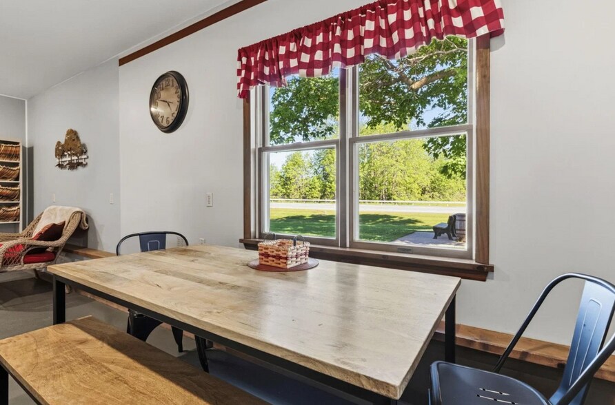 More Photos Of 5962 New York 812, Ogdensburg Medical For Sale