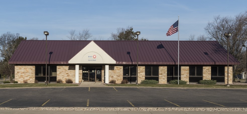 Primary Photo Of 2851 Post Rd, Plover Bank For Sale