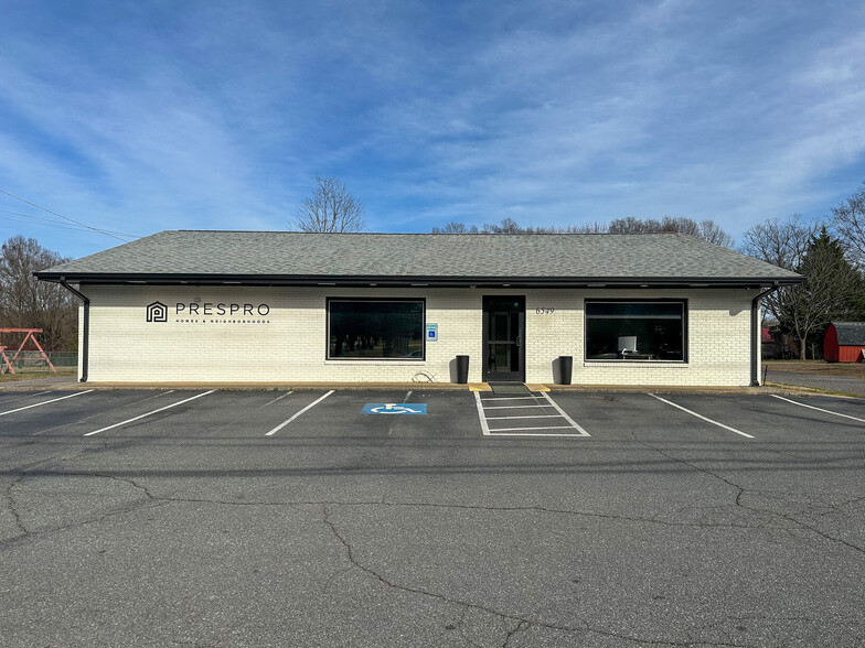 Primary Photo Of 6549 Morehead Rd, Harrisburg Medical For Sale