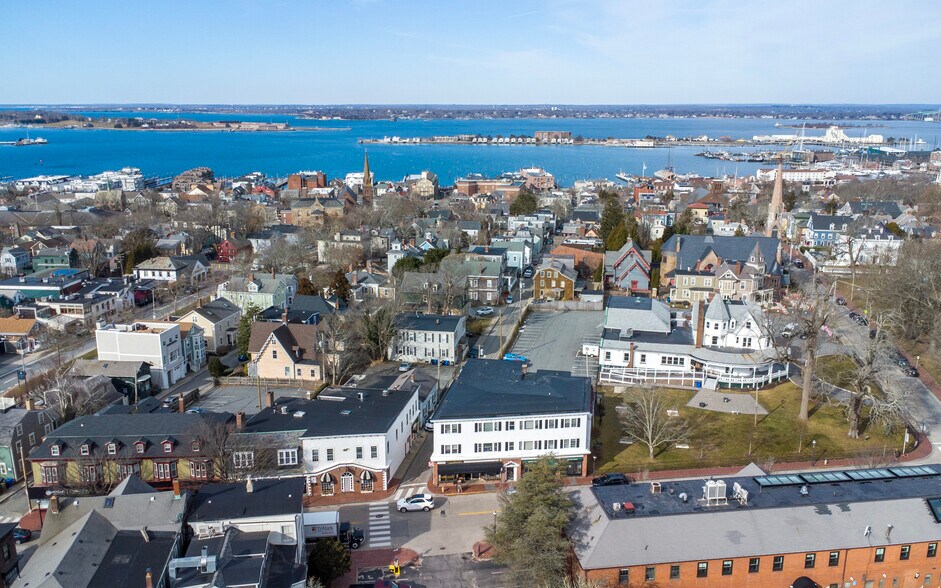 More Photos Of 103 Bellevue Ave, Newport Restaurant For Sale