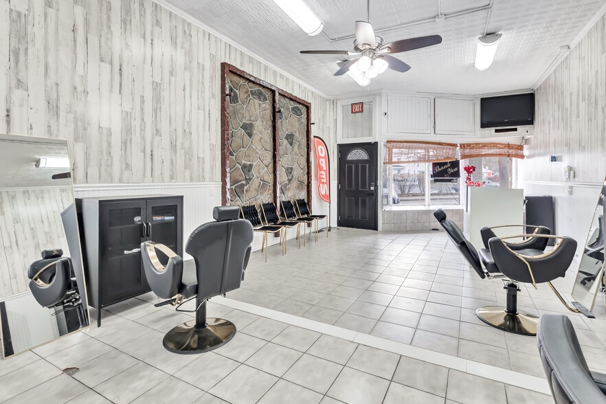 More Photos Of 6 Woodward Ave, Norwalk General Retail For Sale