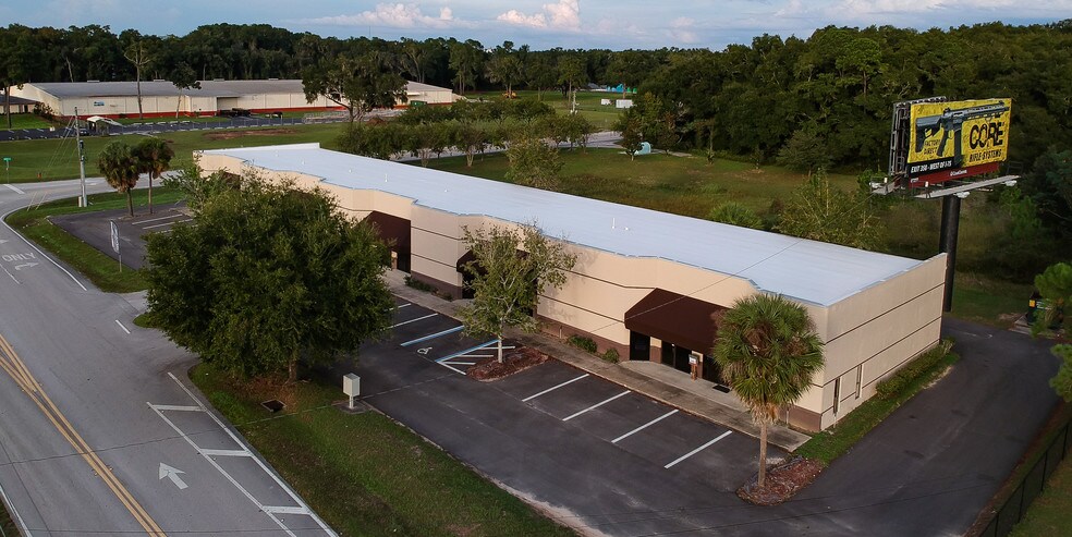 More Photos Of 1301 SW 37th Ave, Ocala Showroom For Lease