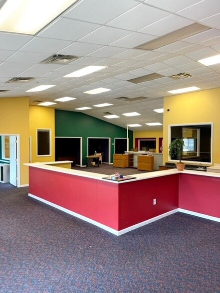 More Photos Of 3773 Northside Dr, Macon-Bibb Freestanding For Sale