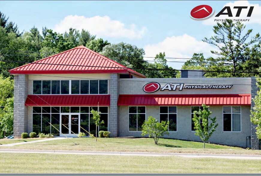 Primary Photo Of 4765 Jackson Rd, Ann Arbor Freestanding For Sale